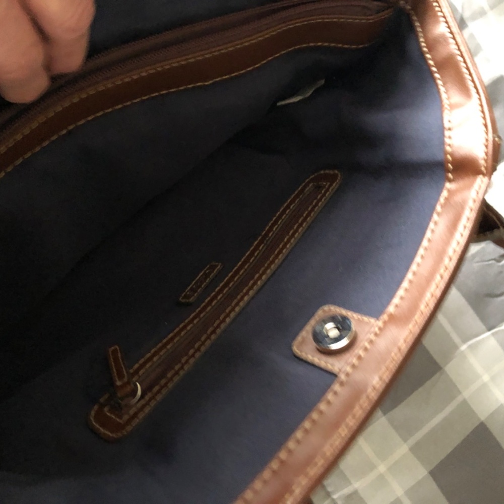 Purse - Picture 3 of 5